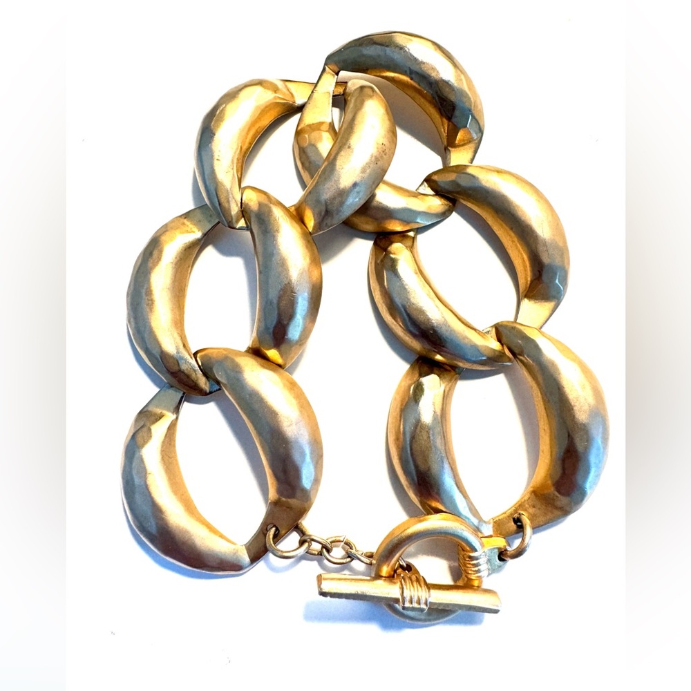 Chunky Gold Tone 8 1/2” Chain Bracelet